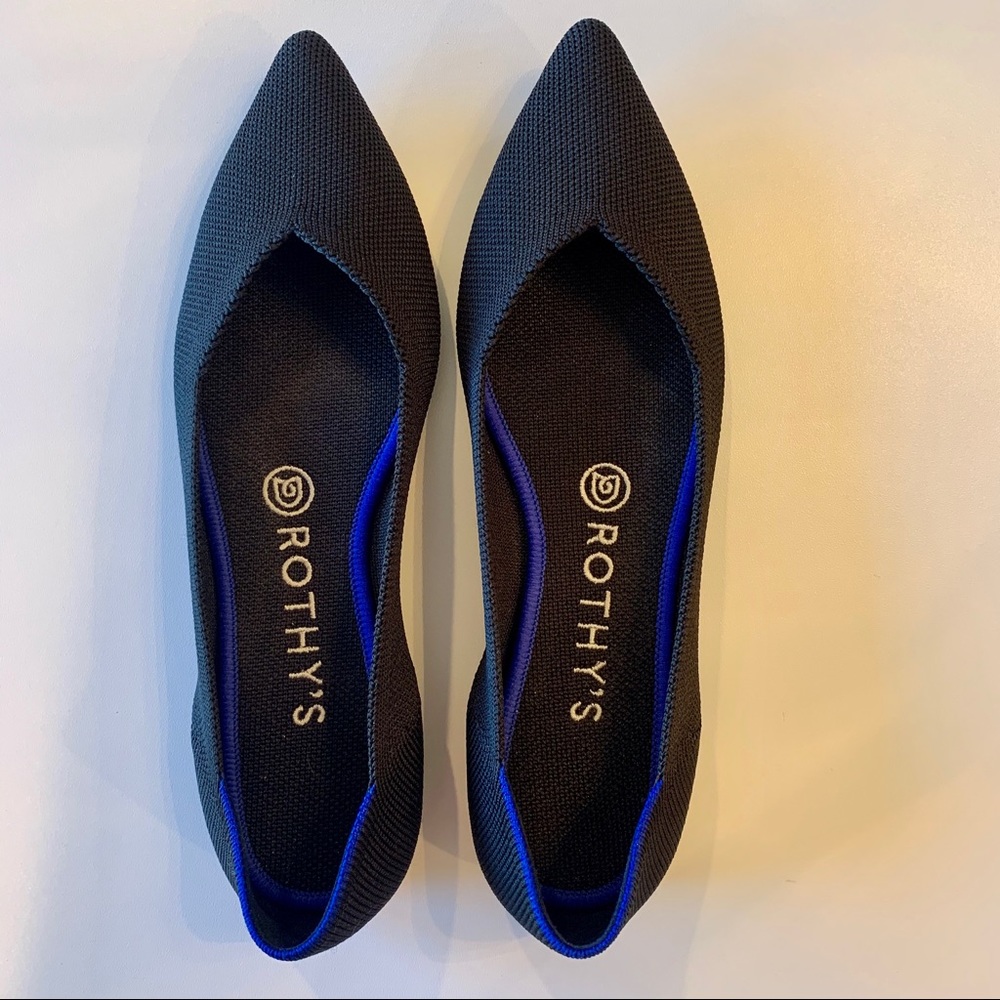 Black Pointed Toe Rothys